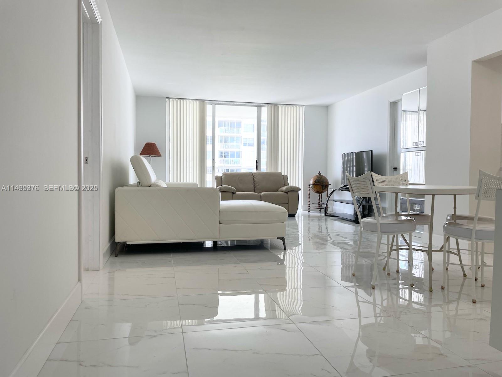 18041 Biscayne Boulevard 502, Aventura, FL 33160 photo 22