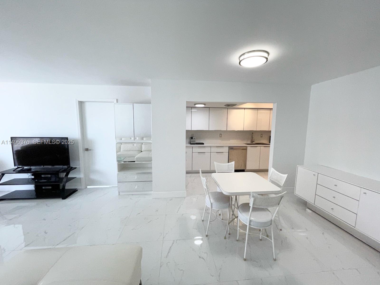 18041 Biscayne Boulevard 502, Aventura, FL 33160 photo 27