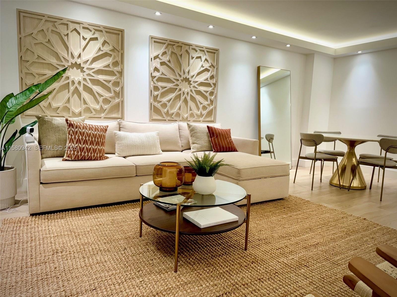 2301 Collins Avenue 837 — photo 3