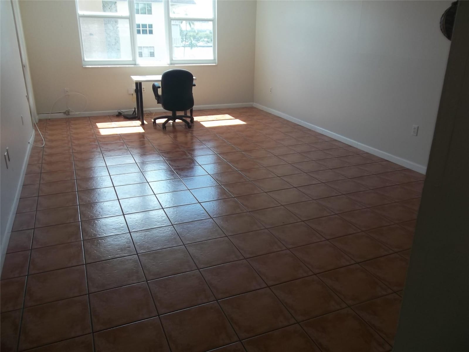1893 S Ocean Drive 302 — photo 1