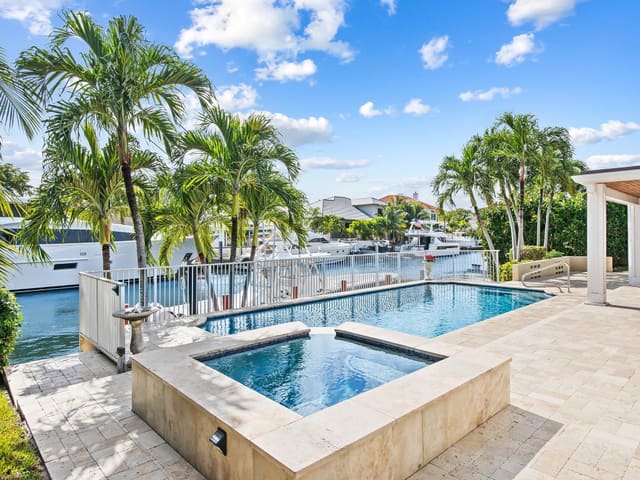 57 Castle Harbor Island, sold in Bermuda-Riviera Sub Of Ga, Fort Lauderdale, FL