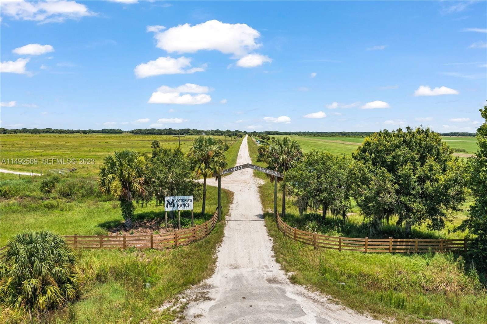 29755 NW 72nd Avenue, Okeechobee, FL 34972