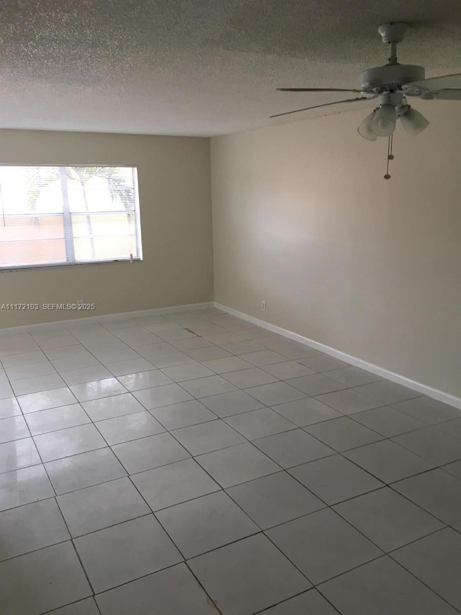 5962 NW 29th Place 112, Sunrise, FL 33313, Sunrise