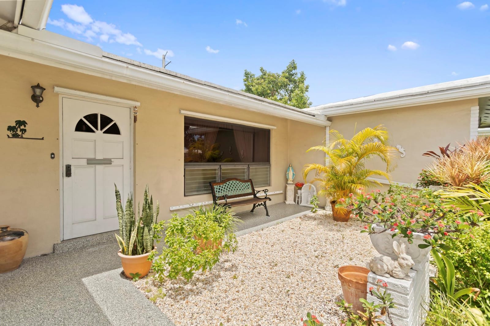 1577 NE 49th Street, Oakland Park, FL 33334