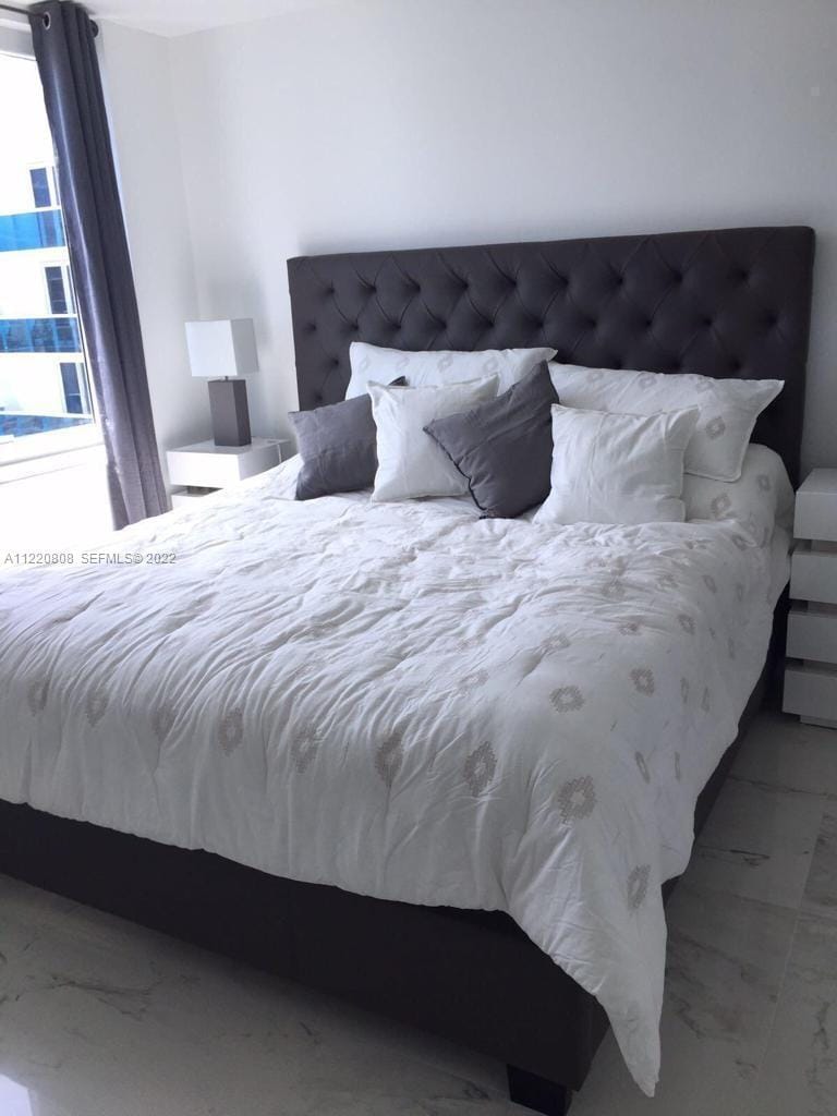 2301 Collins Avenue 1503 — photo 9