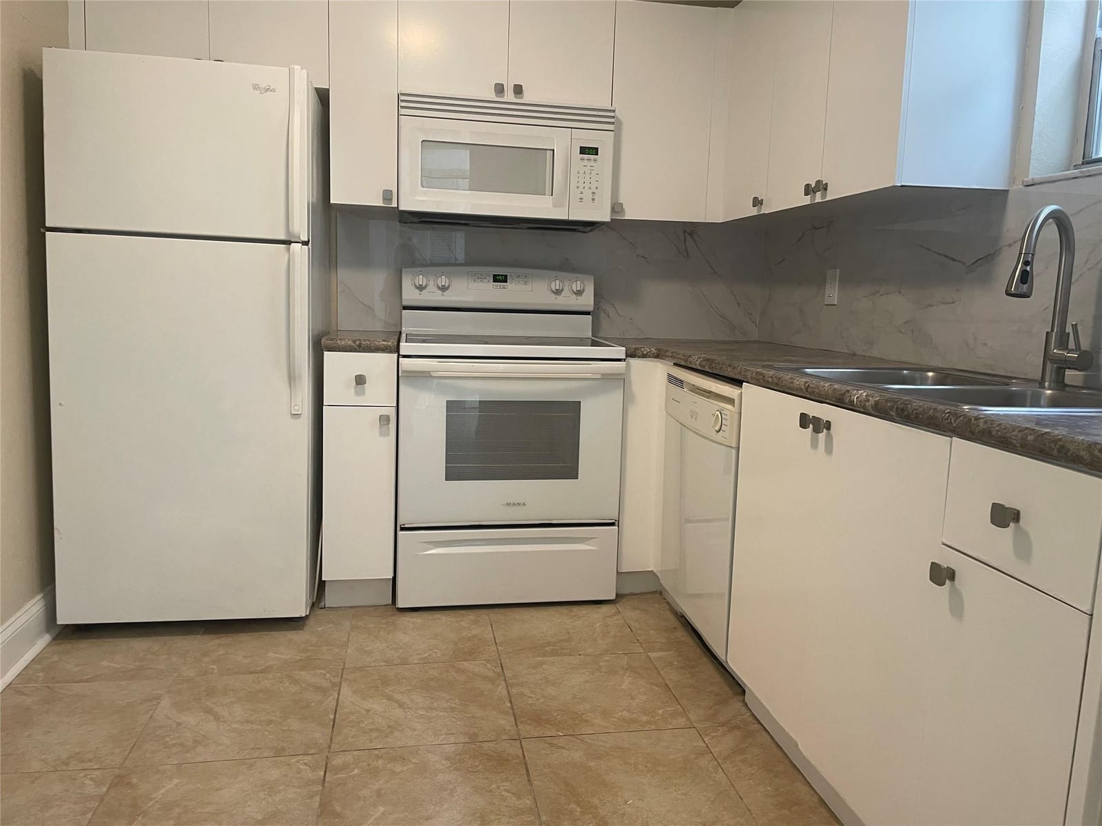 4255 N University Drive 214 — photo 11