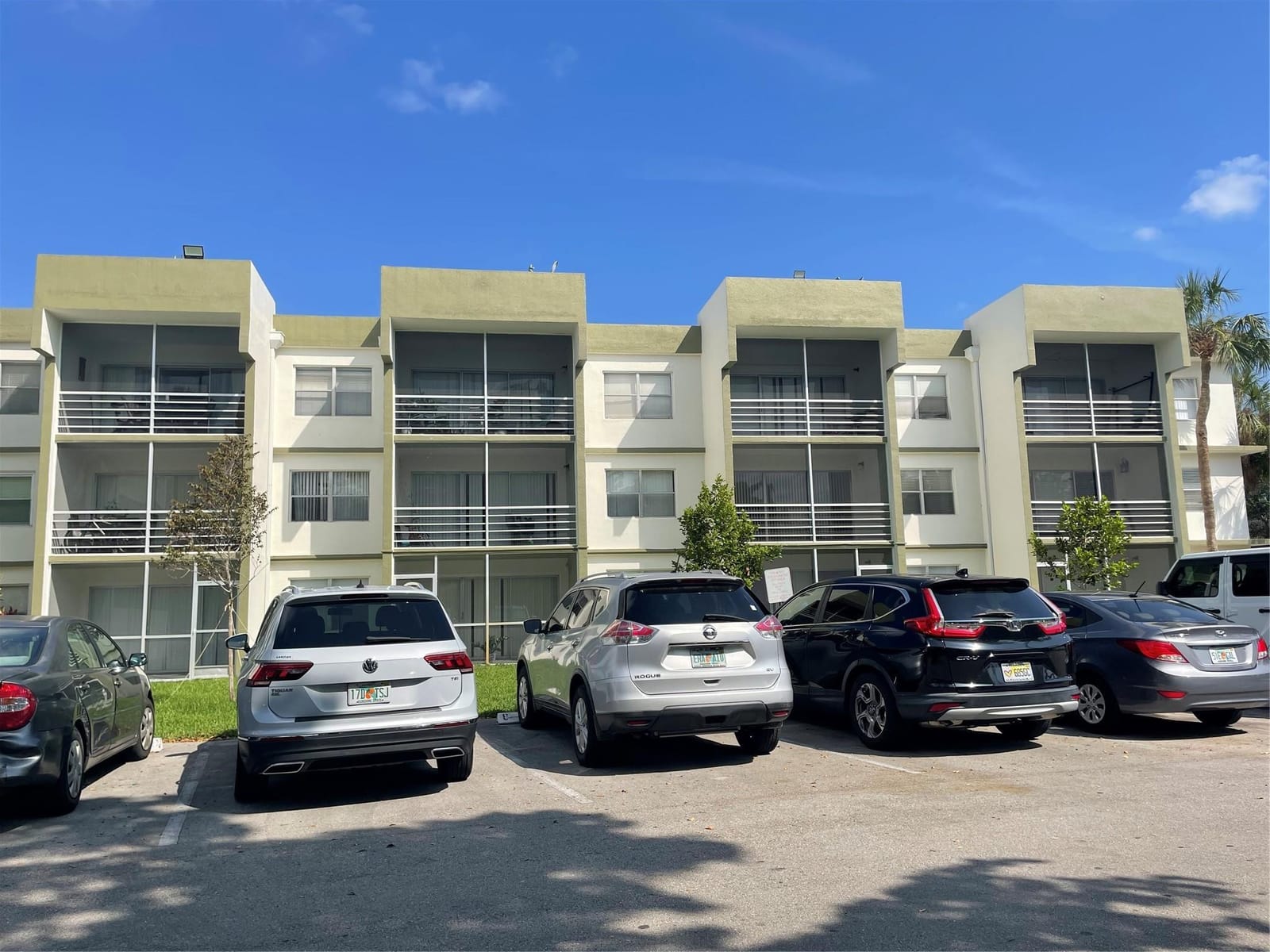 4255 N University Drive 214 — photo 4
