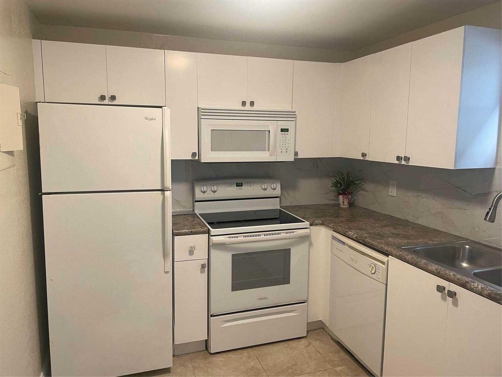 4255 N University Drive 214 — photo 10