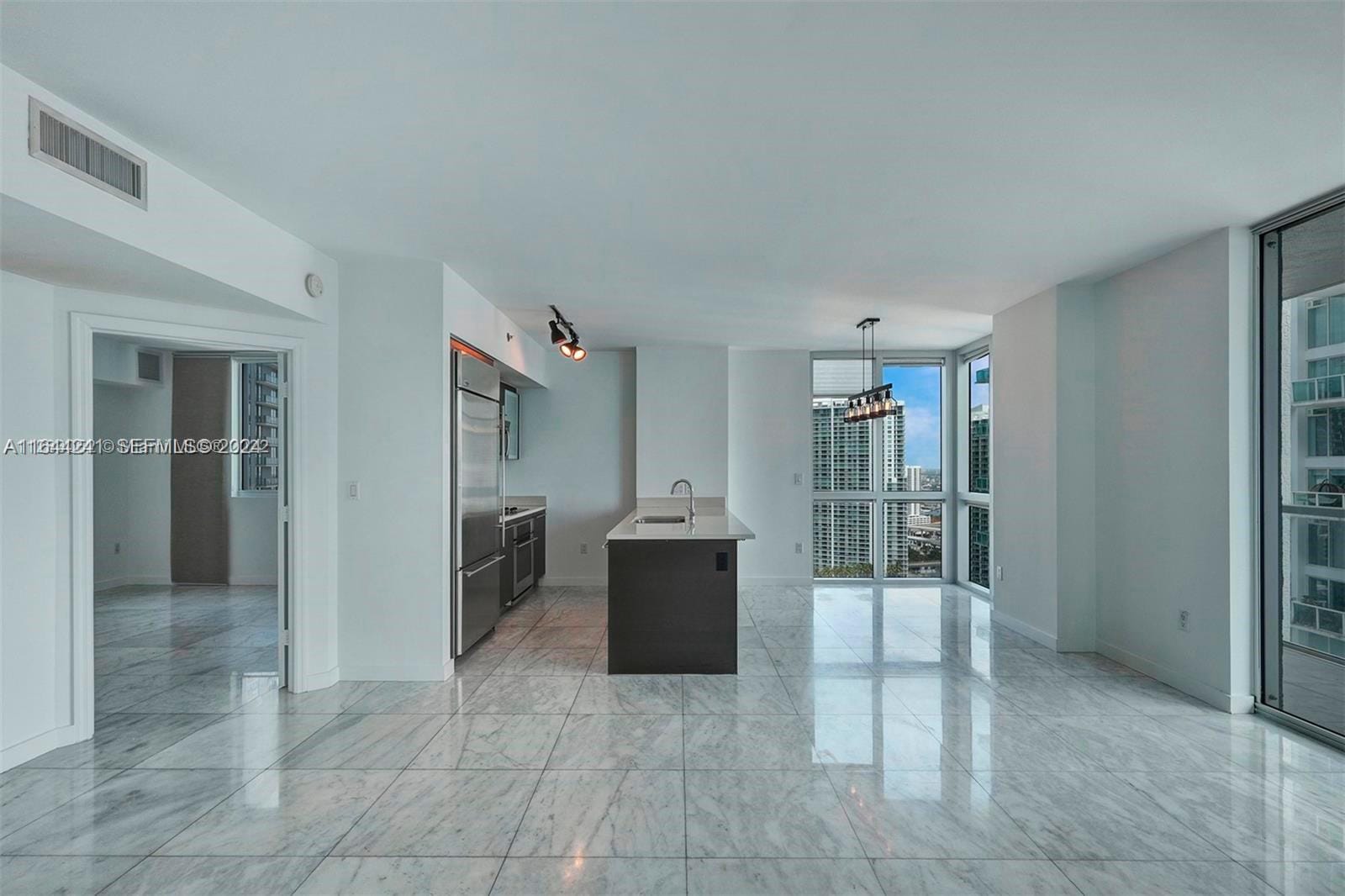 55 SE 6th Street 3401, Miami, FL 33131 photo 18