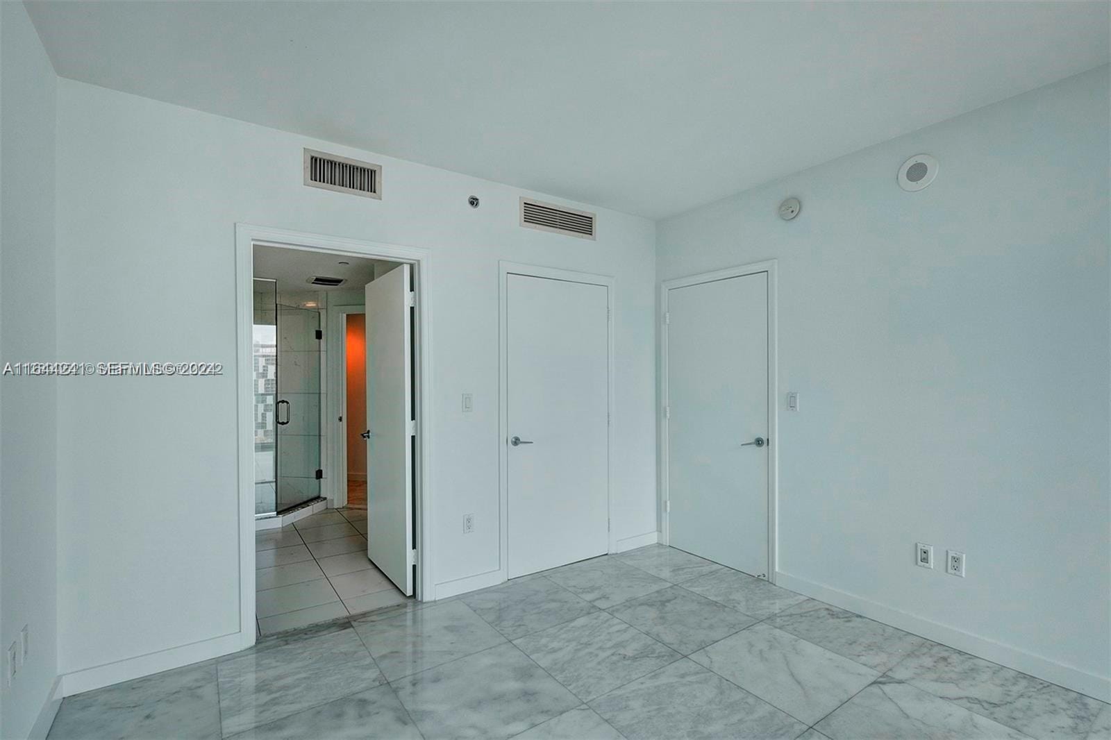 55 SE 6th Street 3401, Miami, FL 33131 photo 19