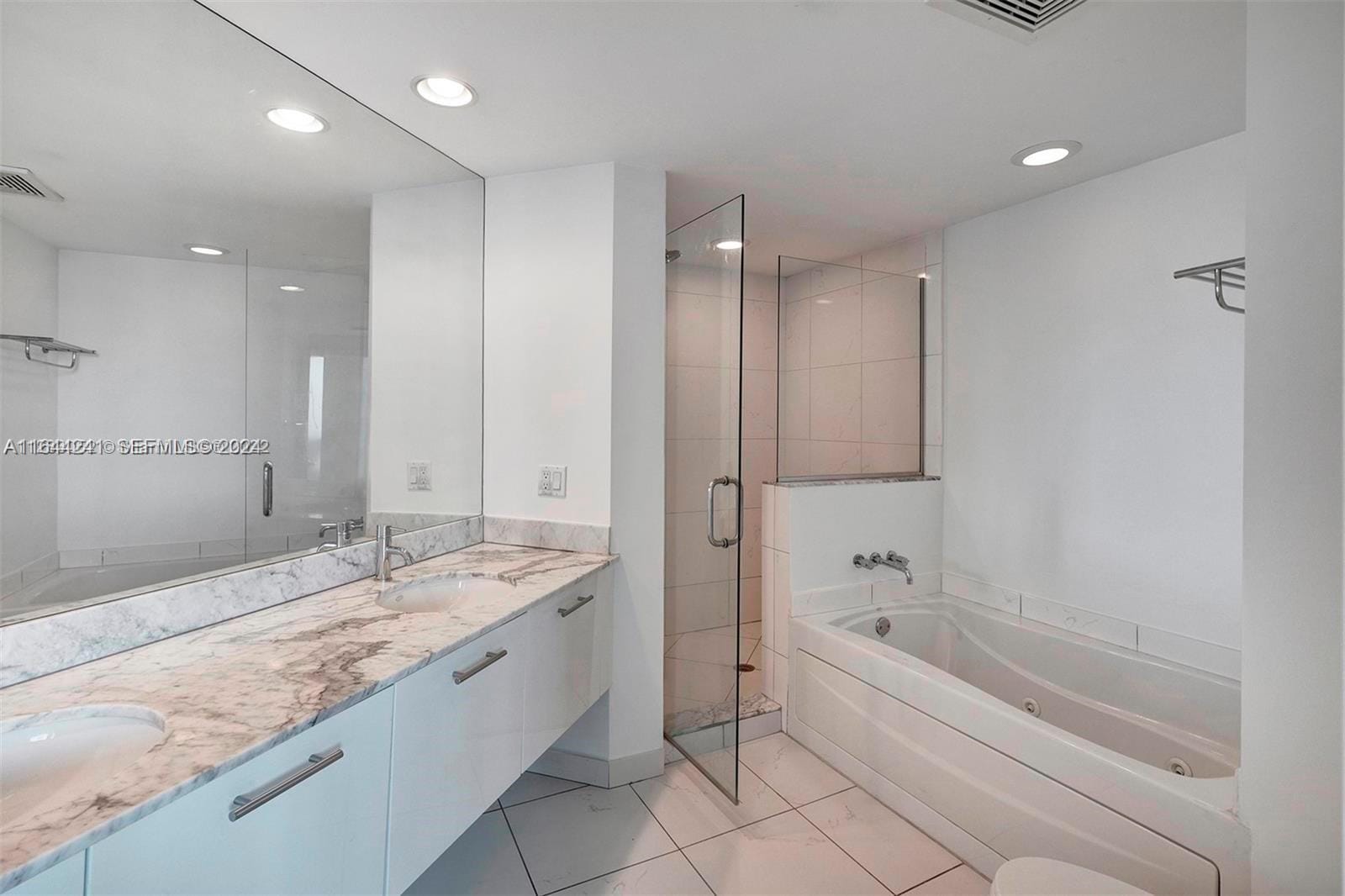 55 SE 6th Street 3401 — photo 4
