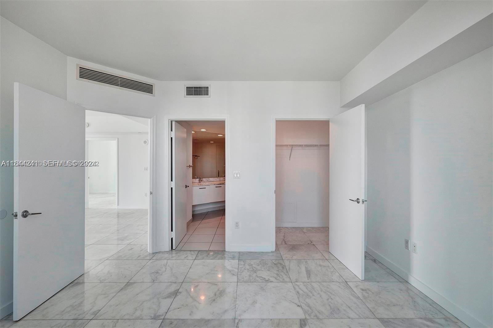 55 SE 6th Street 3401 — photo 5