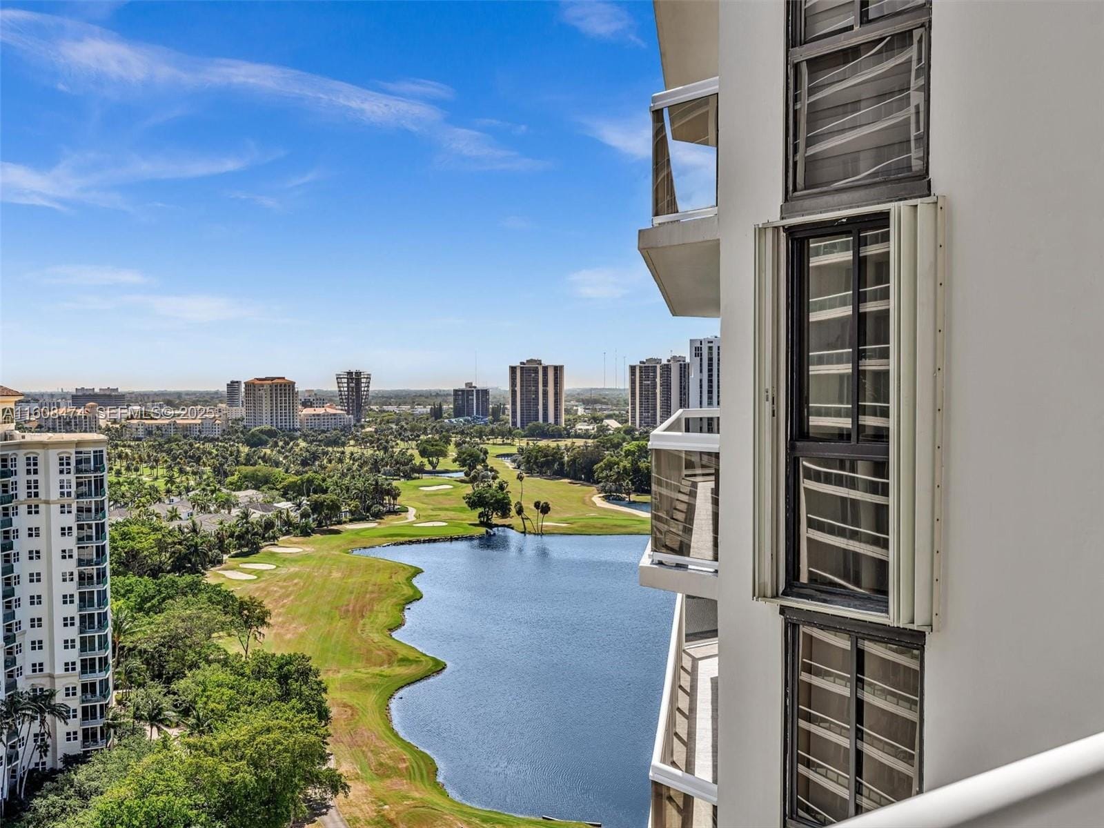 20185 E Country Club Drive 1904, Aventura, FL 33180 photo 2