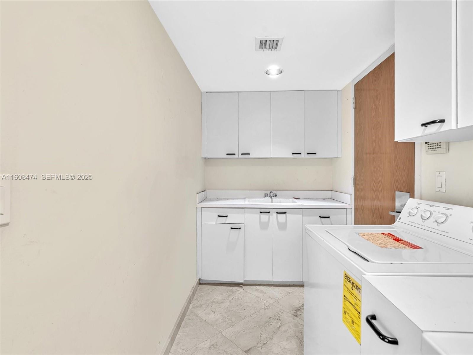 20185 E Country Club Drive 1904, Aventura, FL 33180 photo 26