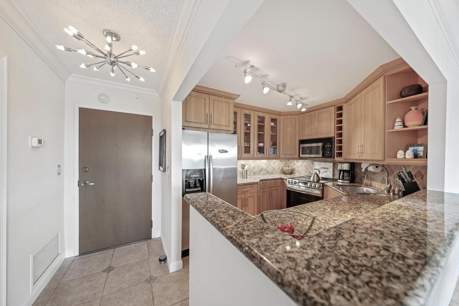340 Sunset Drive 806 — photo 12