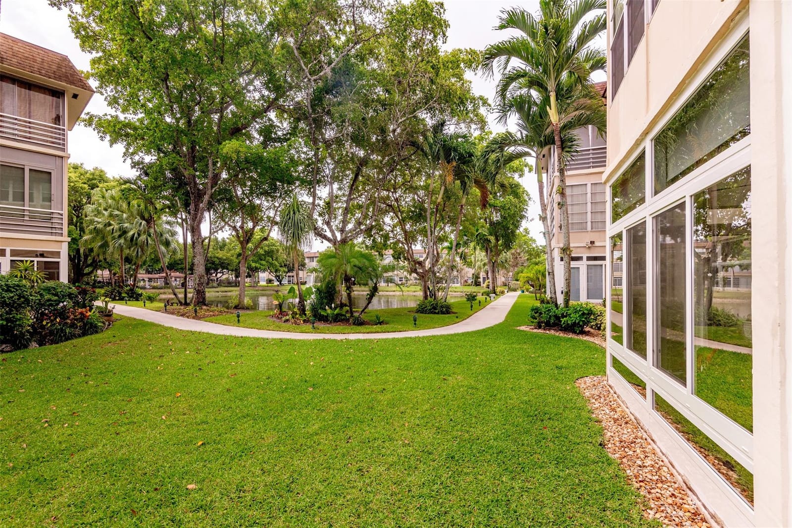 3430 NW 52nd Avenue 102, Lauderdale Lakes, FL 33319 photo 24