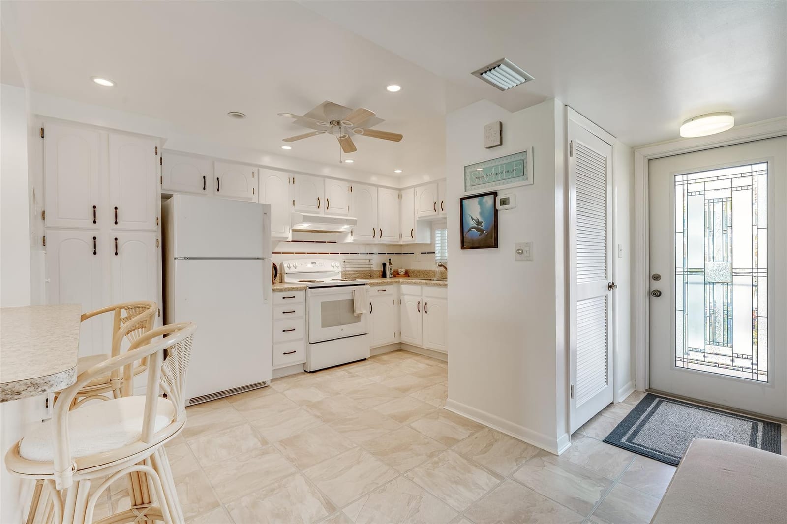 9320 S Hollybrook Lake Drive 210, Pembroke Pines, FL 33025