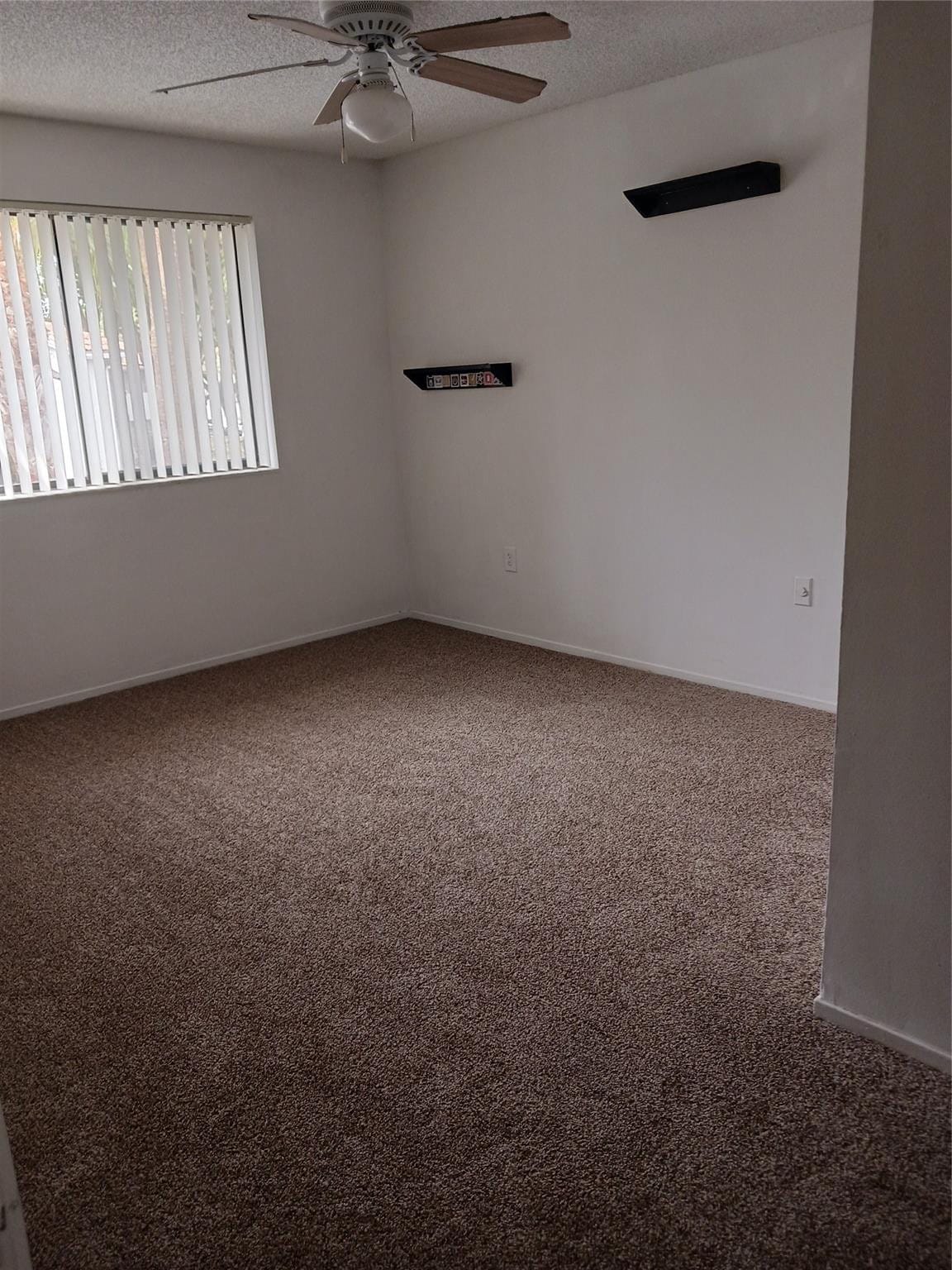8307 Coral Lake Manor 8307 — photo 3