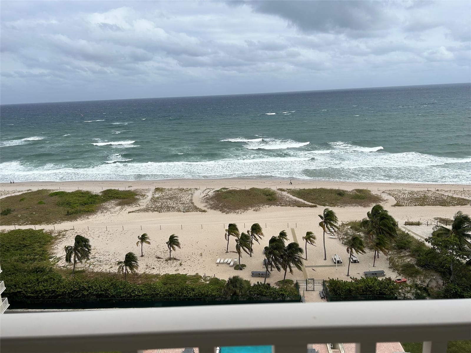 750 N Ocean Boulevard 1409 — photo 2