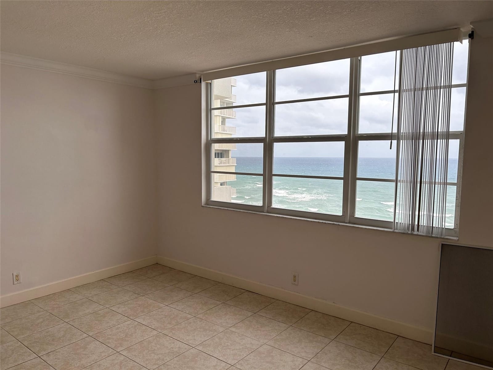 750 N Ocean Boulevard 1409 — photo 7