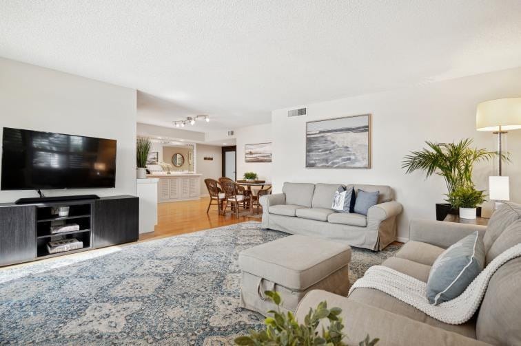 1665 S Ocean Lane 191 — photo 4