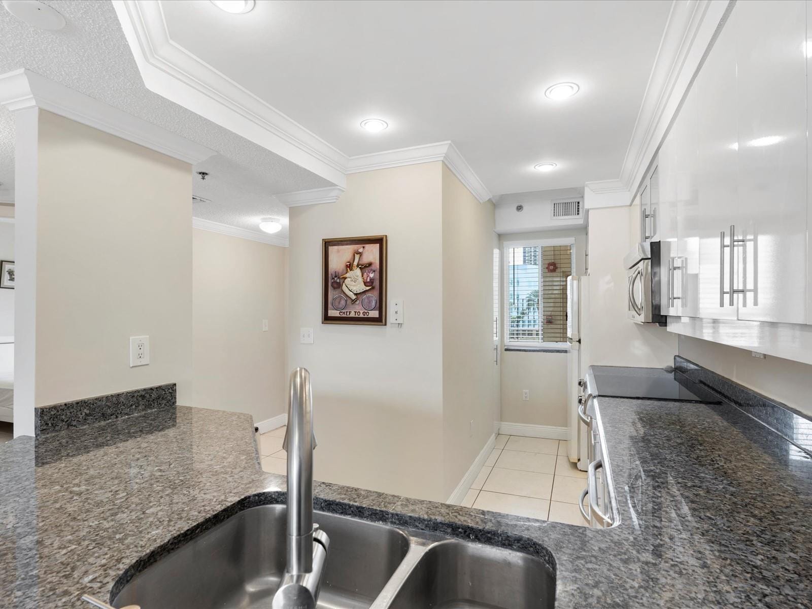 18260 N Bay Road 304, Sunny Isles Beach, FL 33160 photo 22