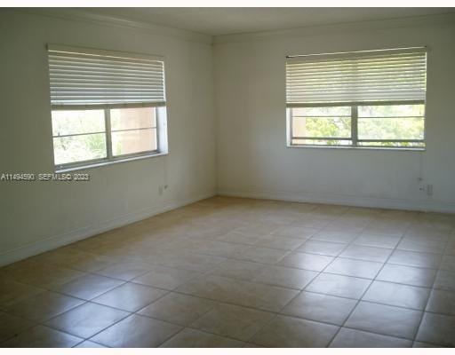 1300 Moffett Street 302 — photo 7