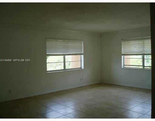 1300 Moffett Street 302 — photo 9