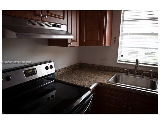 1300 Moffett Street 302 — photo 10