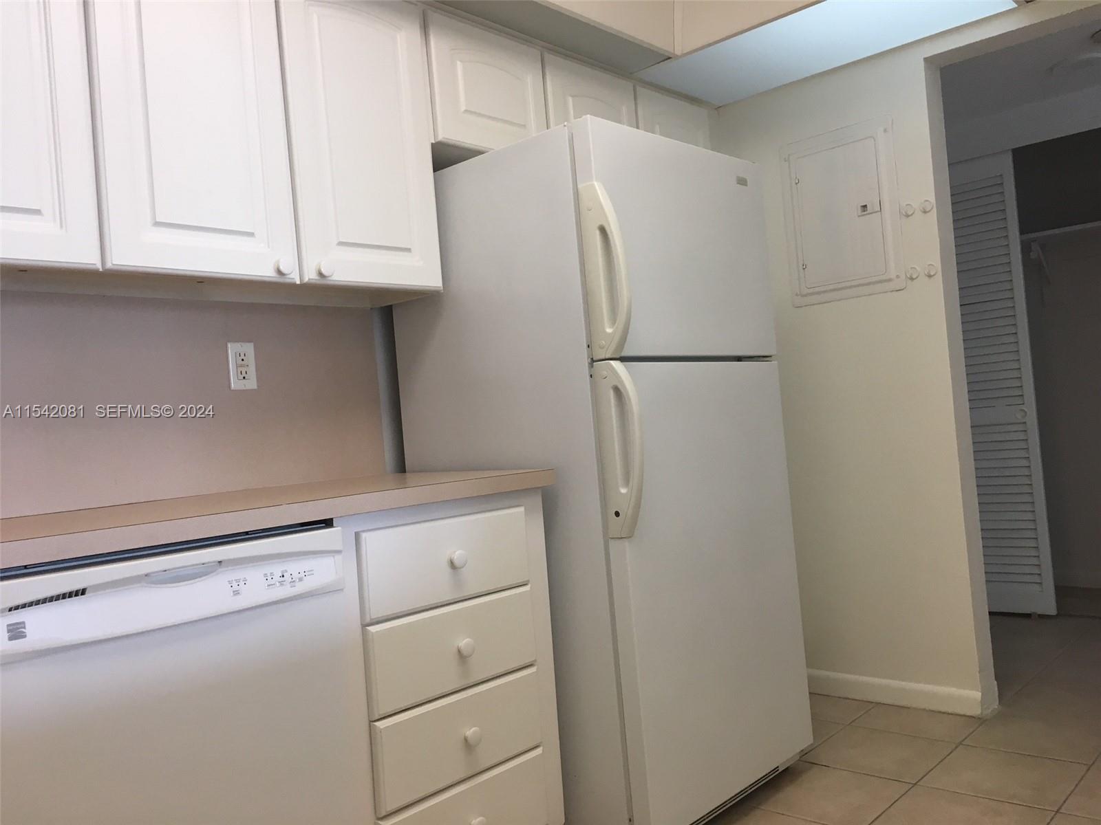 19380 Collins Avenue 1515 — photo 10
