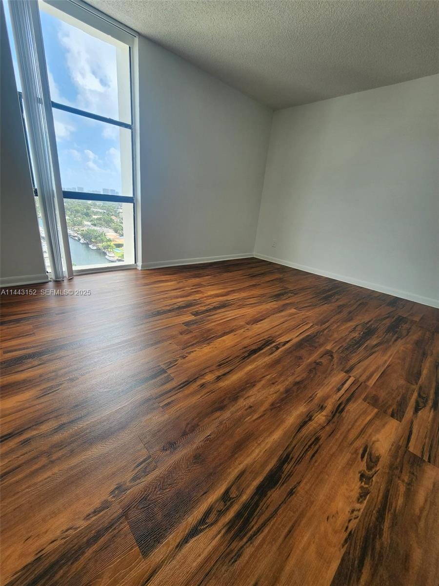 13499 Biscayne Boulevard 1513 — photo 11