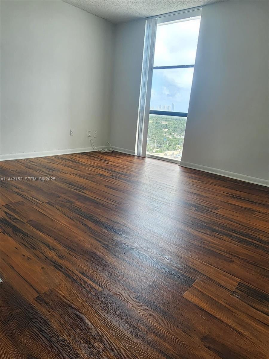 13499 Biscayne Boulevard 1513, North Miami, FL 33181 photo 15