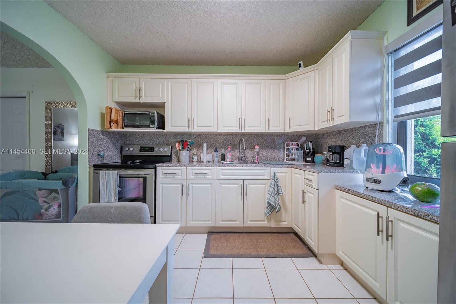 925 E 29th Street, Hialeah, FL 33013 photo 27