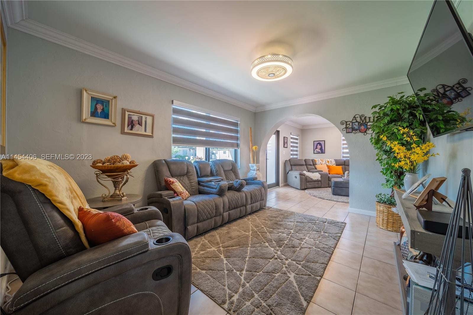 925 E 29th Street, Hialeah, FL 33013 photo 8