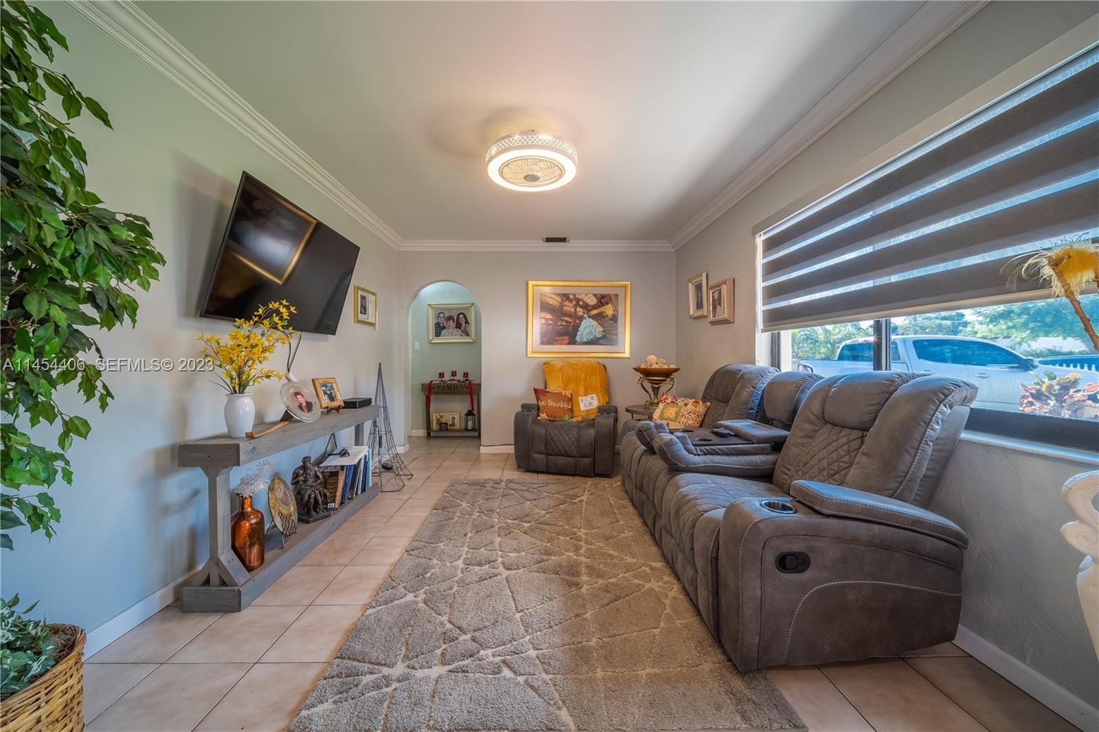 925 E 29th Street, Hialeah, FL 33013 photo 9