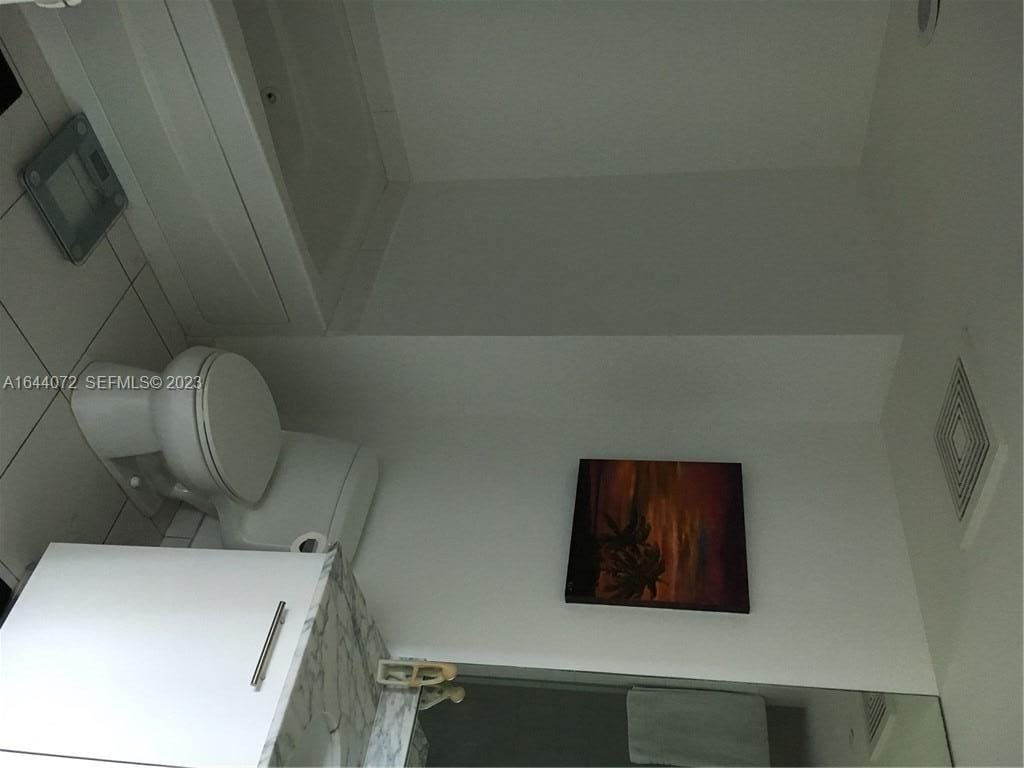 55 SE 6 Street 2006 — photo 3