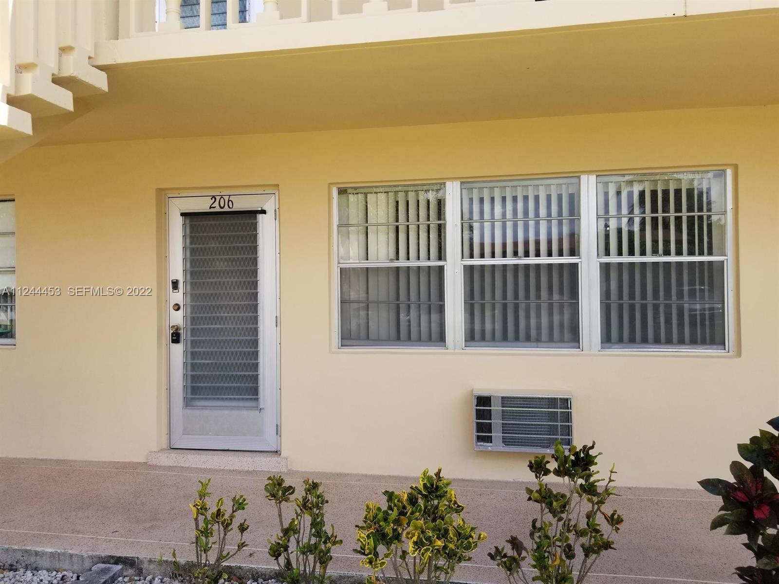 206 Sheffield I 206 206, West Palm Beach, FL 33417, West Palm Beach