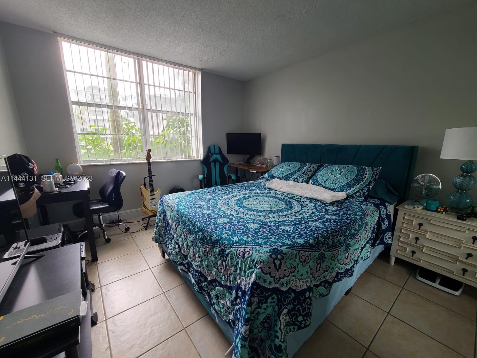 496 NW 165th St Road D112, Miami, FL 33169 photo 16