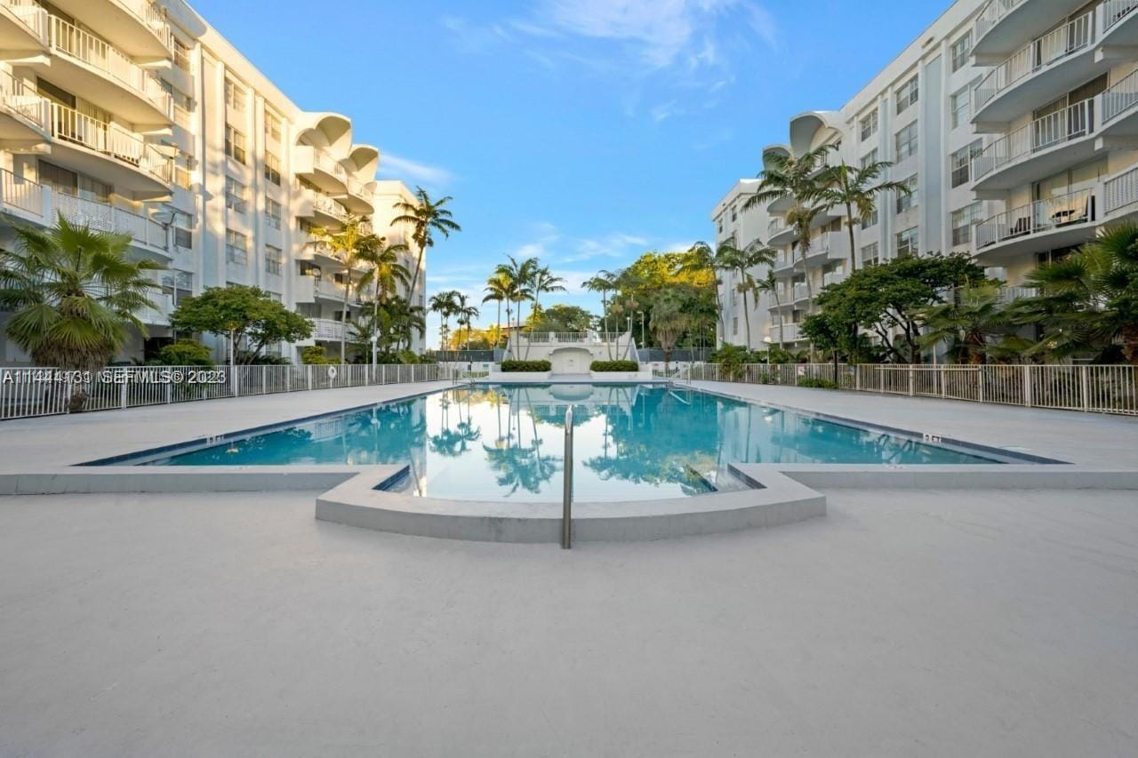 496 NW 165th St Road D112, Miami, FL 33169 photo 27
