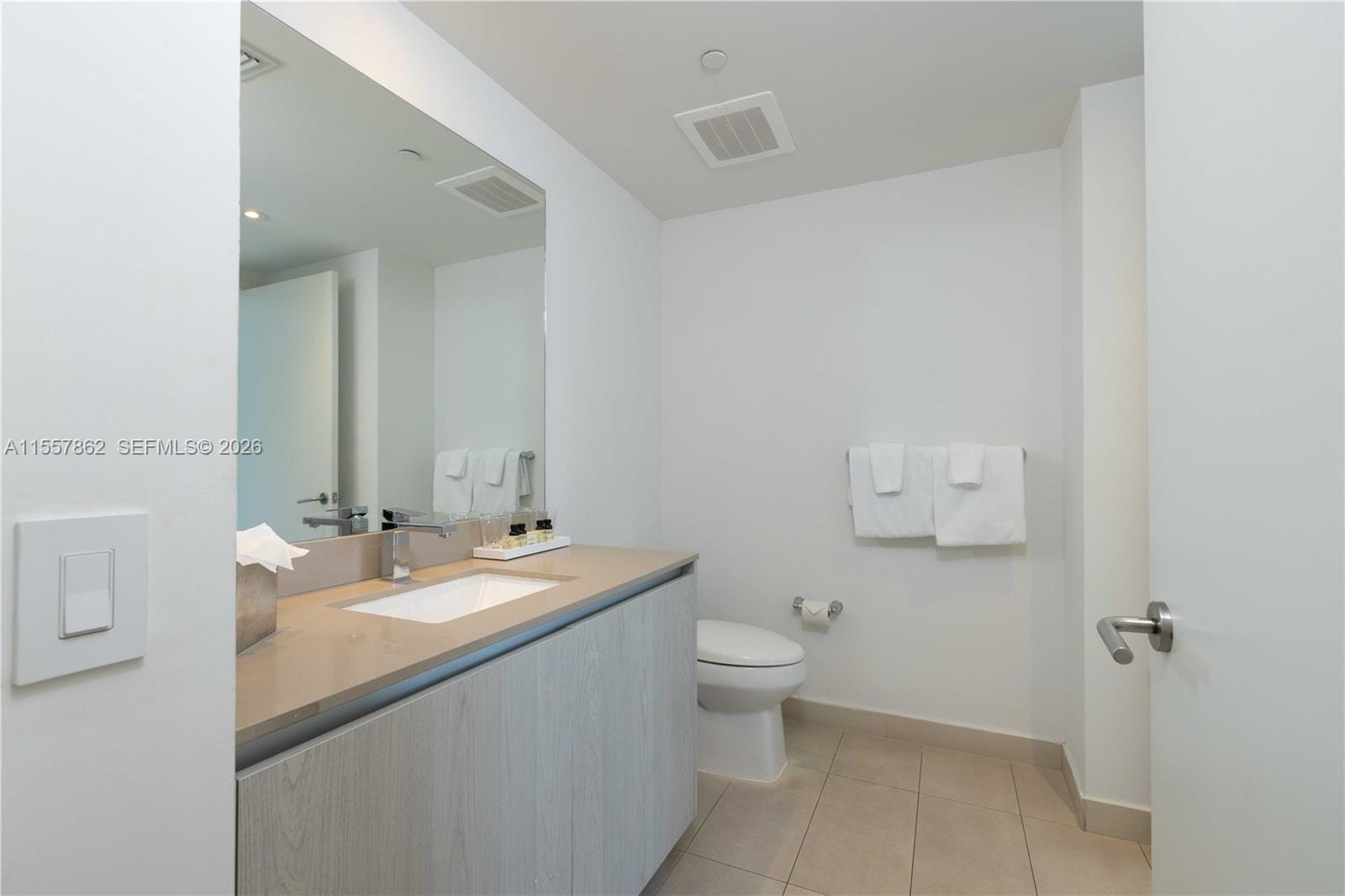 4111 S Ocean Drive 2111 — photo 8