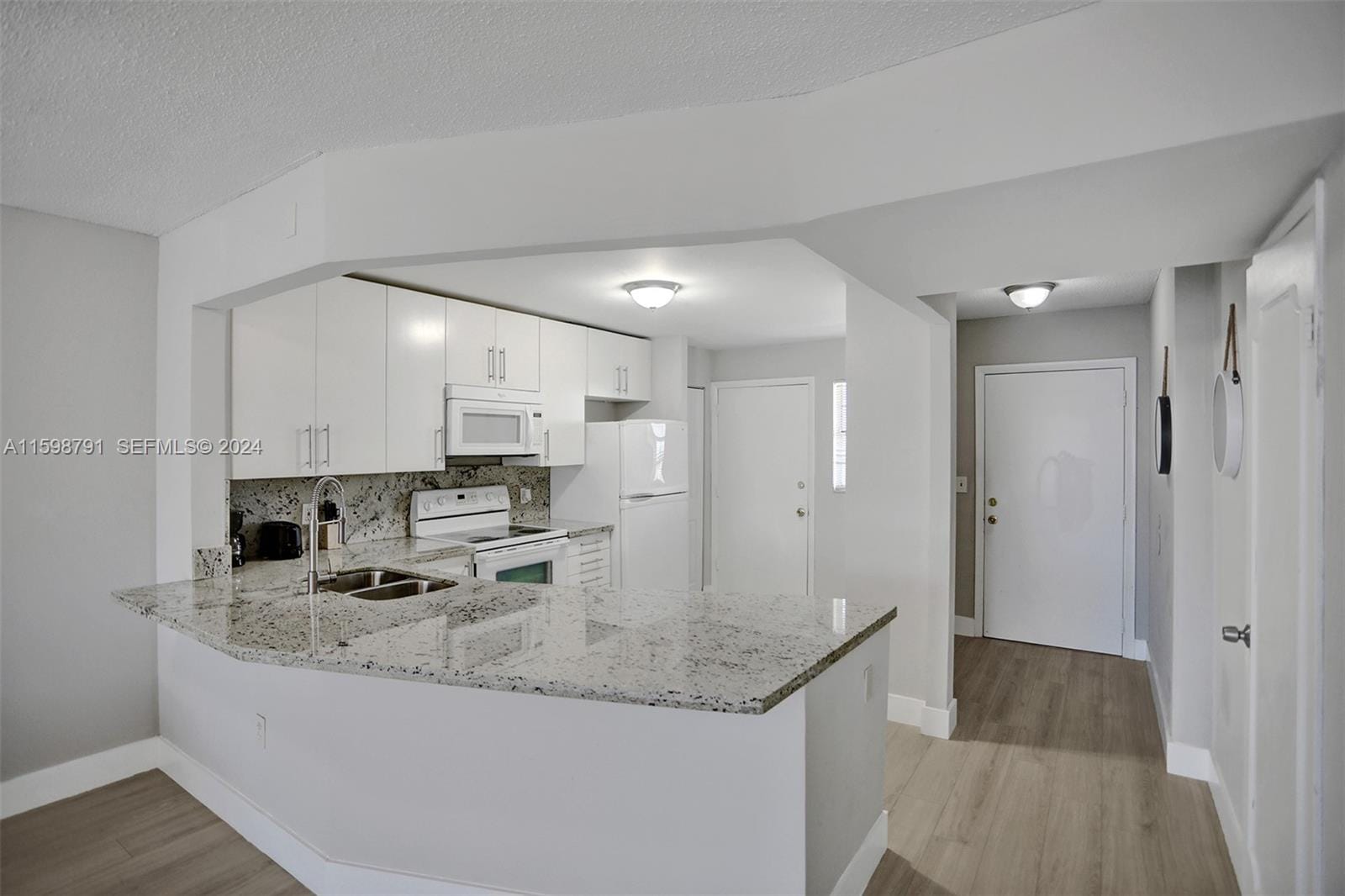 1770 NE 191st Street 716-1, Miami, FL 33179 photo 16