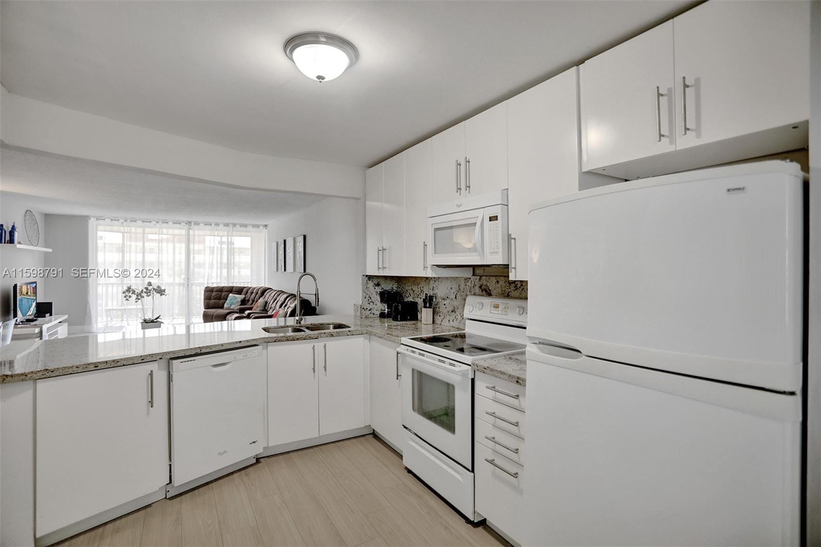 1770 NE 191st Street 716-1, Miami, FL 33179 photo 19