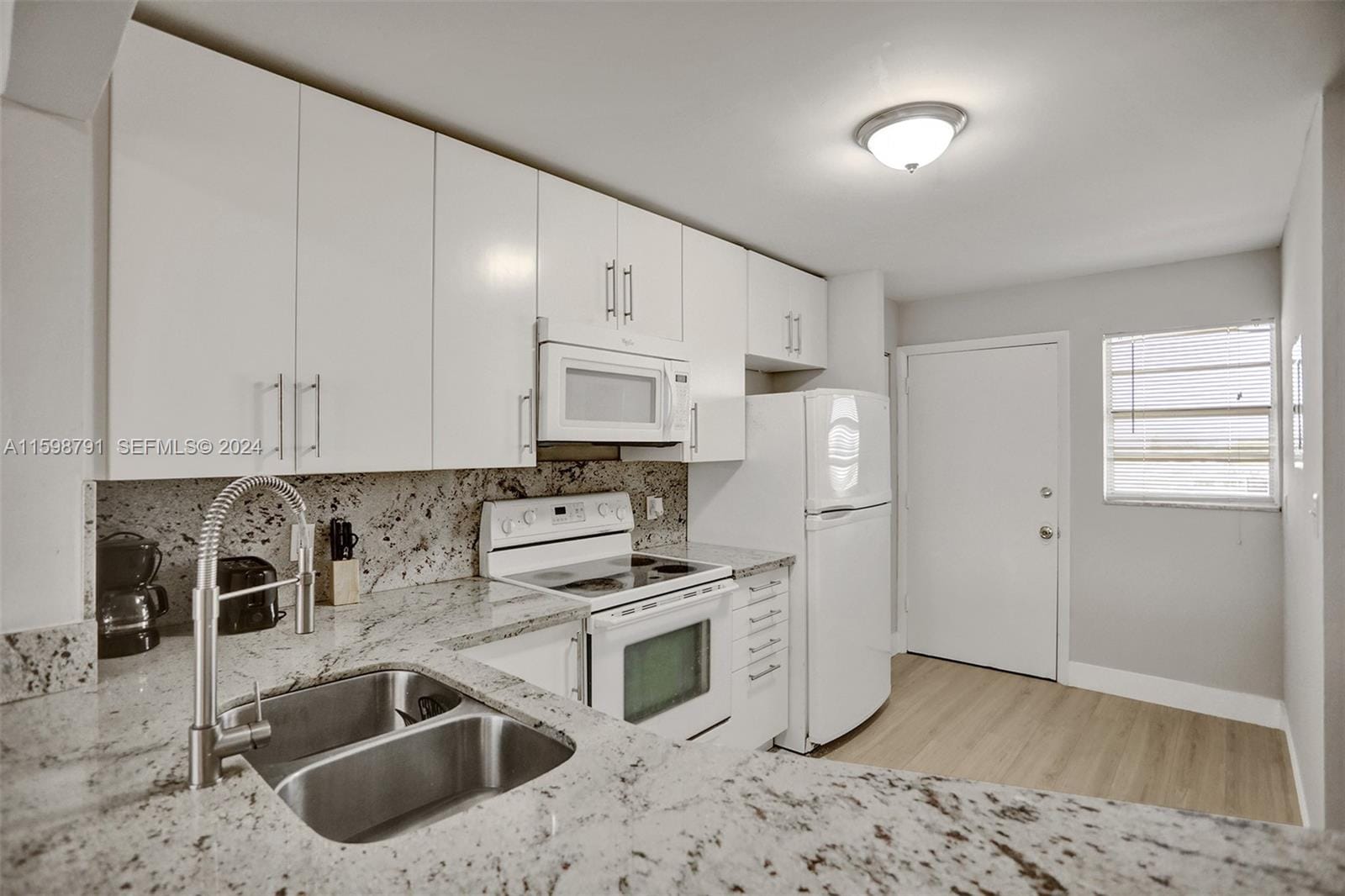 1770 NE 191st Street 716-1, Miami, FL 33179 photo 20