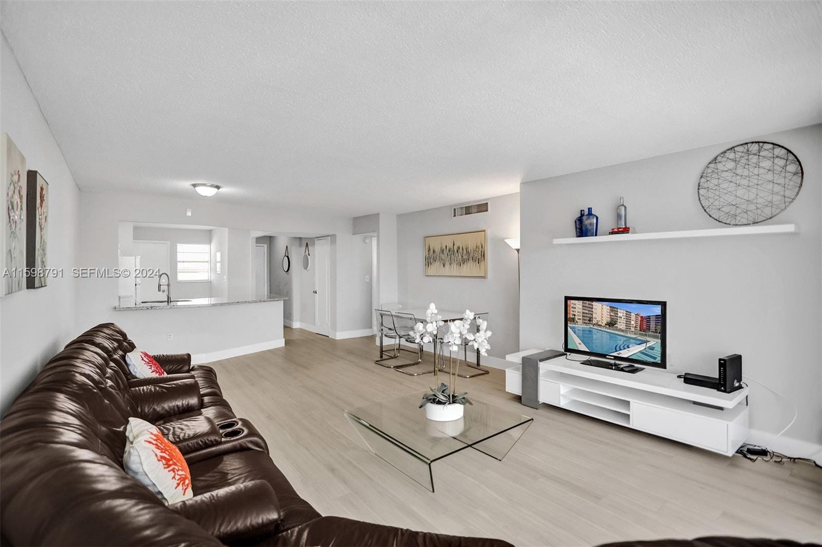 1770 NE 191st Street 716-1 — photo 5