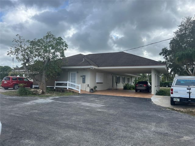 24301 SW 192nd Avenue, Homestead, FL 33031