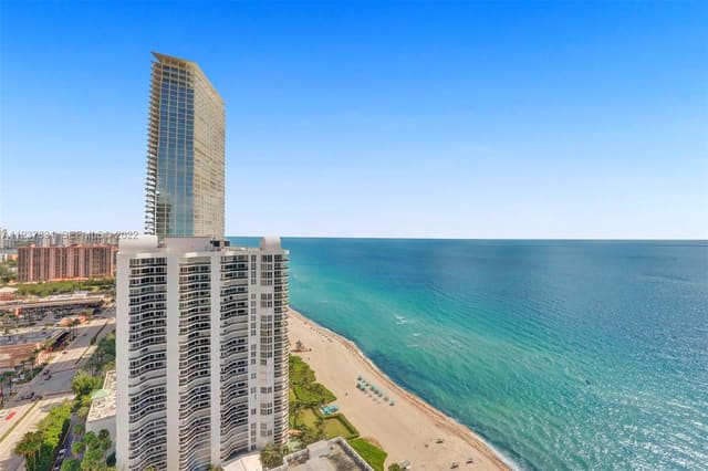 16699 Collins Avenue 3105, La Perla, Sunny Isles Beach, FL