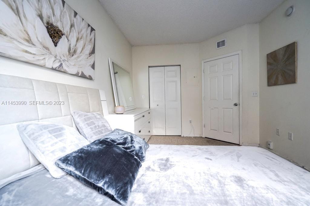 17145 N Bay Road 4403 — photo 2