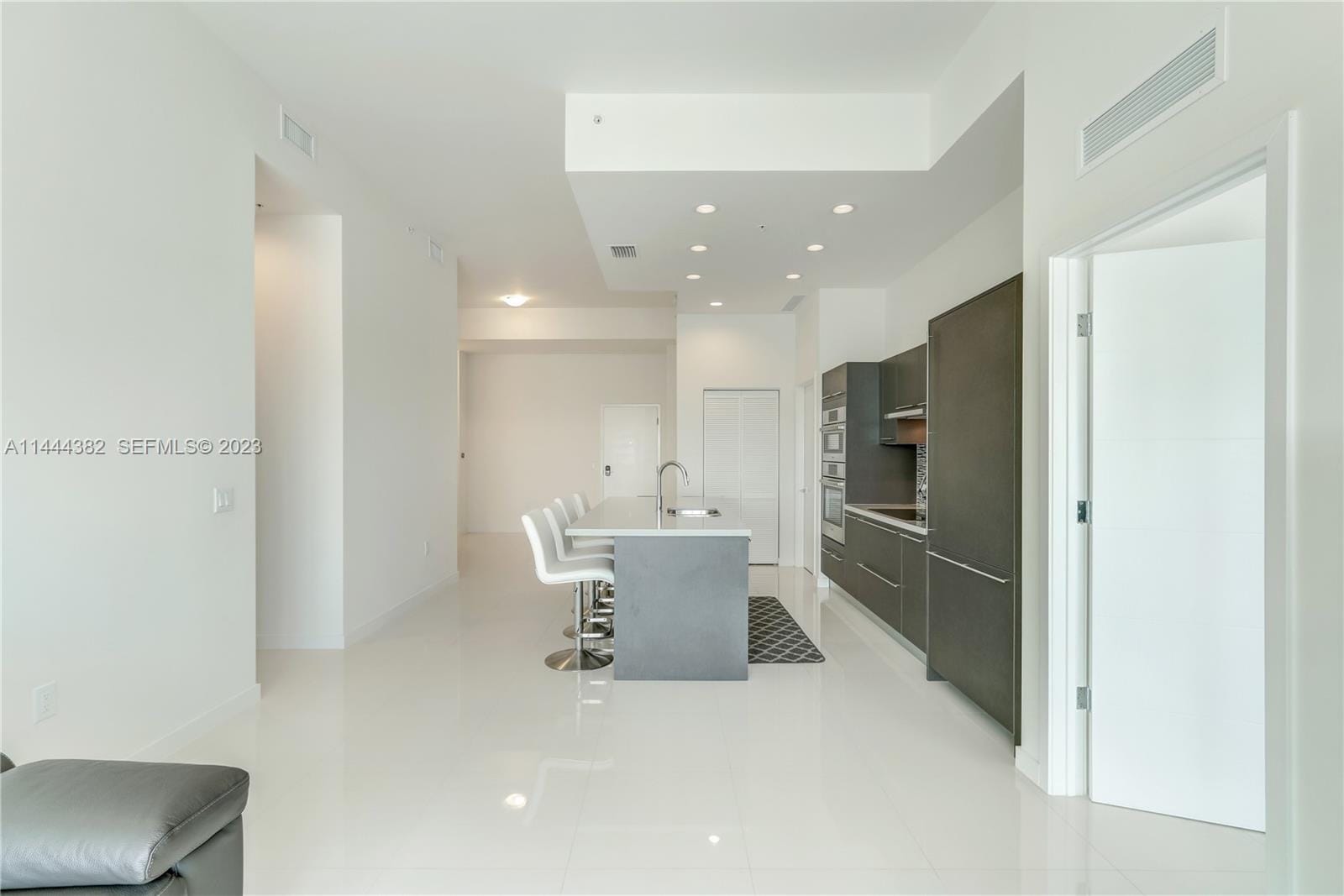 7825 NW 107th Avenue 816 — photo 9
