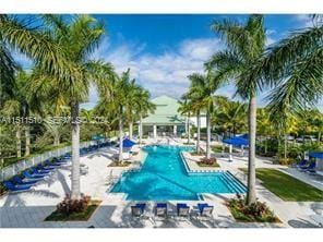 5300 NW 87th Avenue 816, Doral, FL 33178 photo 4