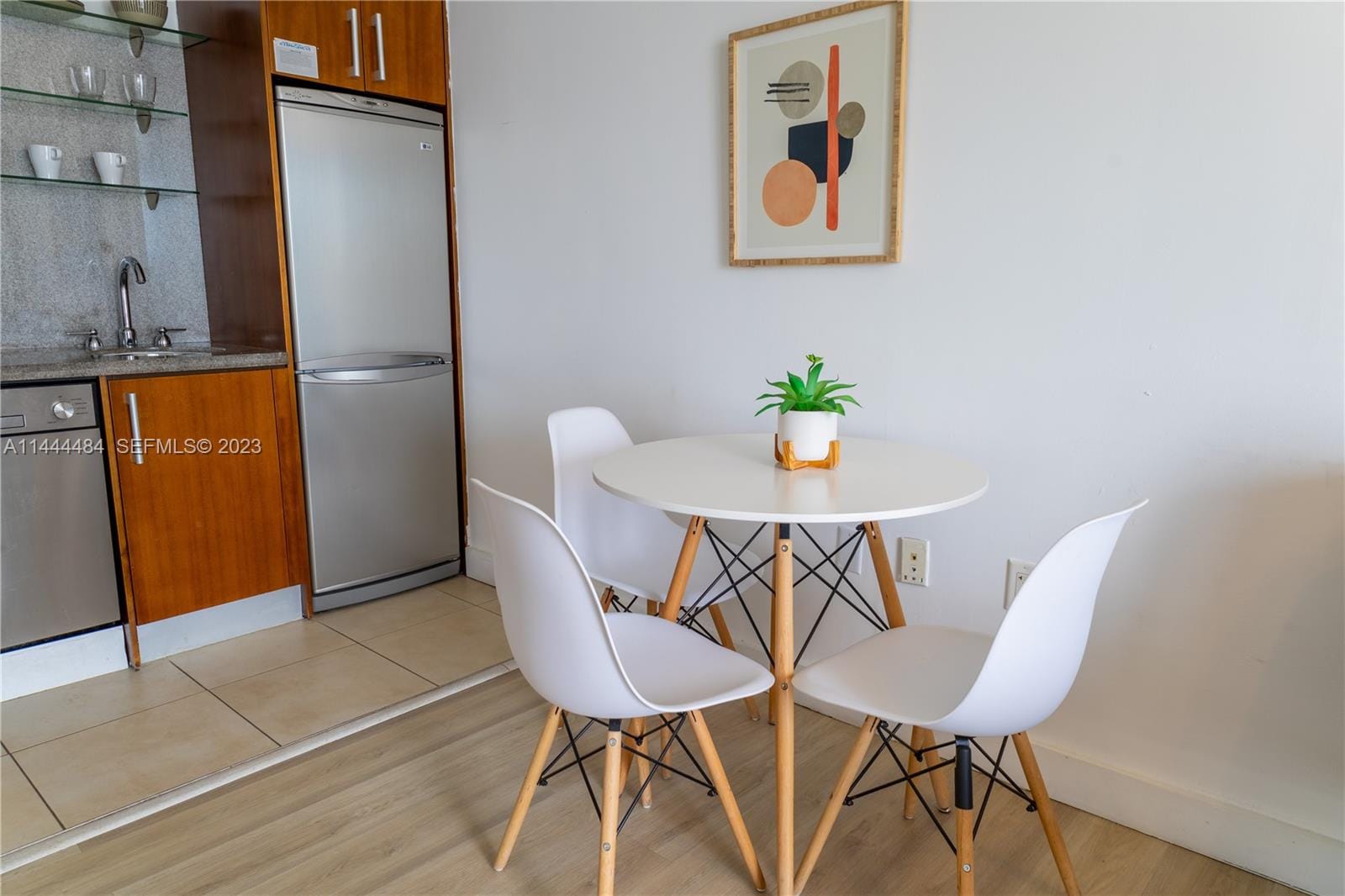 1052 Ocean Drive C503 — photo 7
